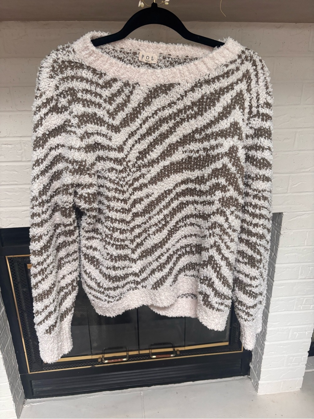 POL Fuzzy Zebra-Stripe Crewneck Sweater in Cream and Brown